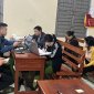 Đoàn thanh niên thị trấn Kim Tân ra quân triển khai việc tuyên truyền, hỗ trợ người dân cài đặt VNeID và kích hoạt định danh điện tử