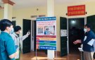 Hướng dẫn công dân cài đặt và khai báo y tế điện tử tại UBND thị trấn Kim Tân
