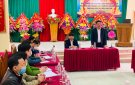 Đồng chí Vũ Văn Đạt, Tỉnh ủy viên, Bí thư Huyện ủy  thăm, tặng quà nhân dịp Tết nguyên đán Nhâm Dần năm 2022 tại thị trấn Kim Tân.