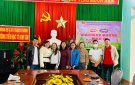 Đoàn thanh niên: Trao học bổng cho các em học sinh có hoàn cảnh đặc biệt khó khăn tại trường tiểu học Kim Tân và Trường mầm non Thạch Cẩm